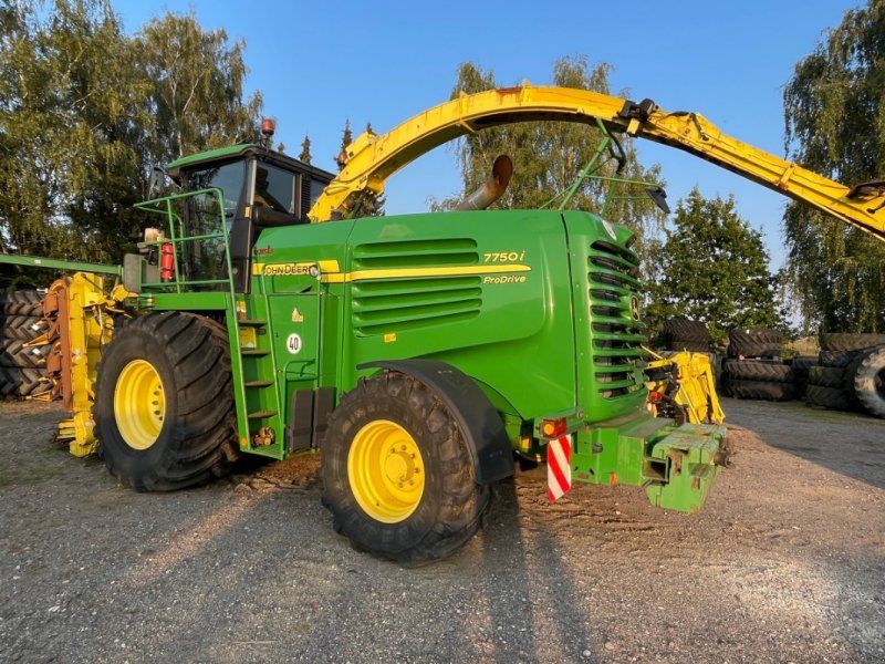 John Deere 7750