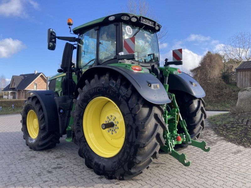John Deere 6R250