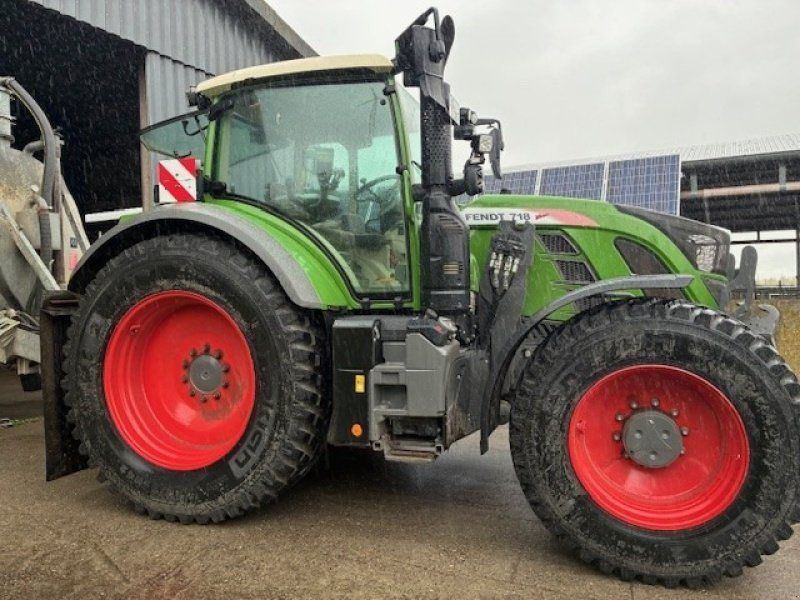 Fendt 718 Vario S4 Power+