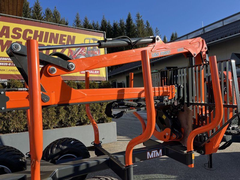 MTM 10TX S60 mit 6600 Kran