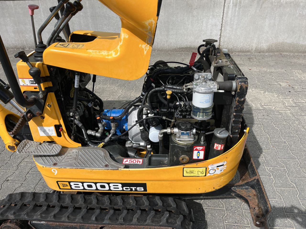 JCB Minigraafmachine 8008 CTS met machinetransporter