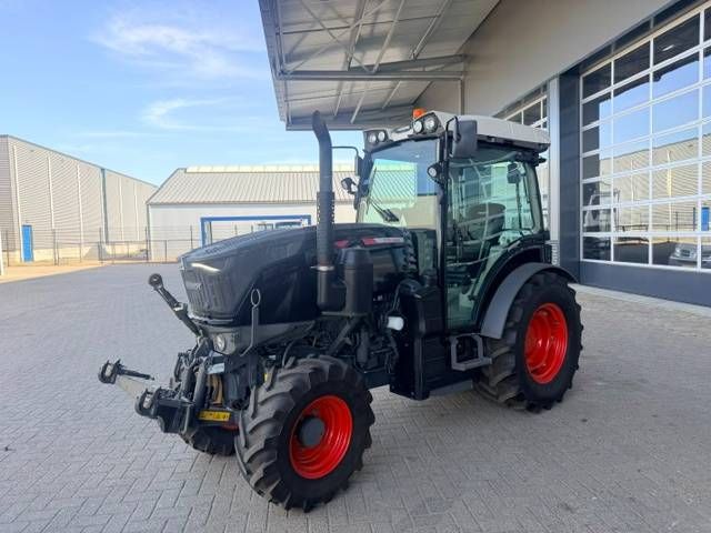 Fendt 211v Profi Gen3, FH+PTO