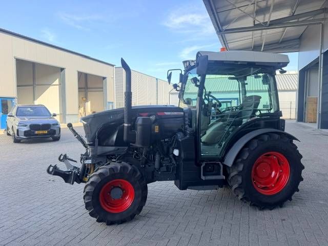 Fendt 211v Profi Gen3, FH+PTO