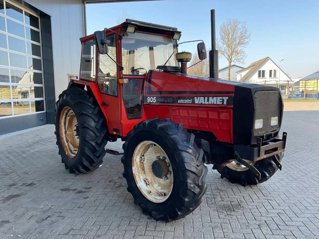 Valtra Valmet 905