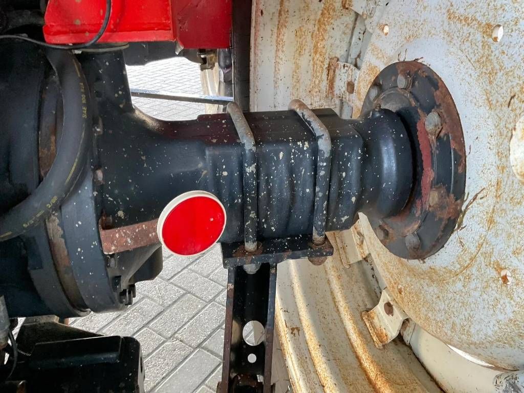 Valtra Valmet 905