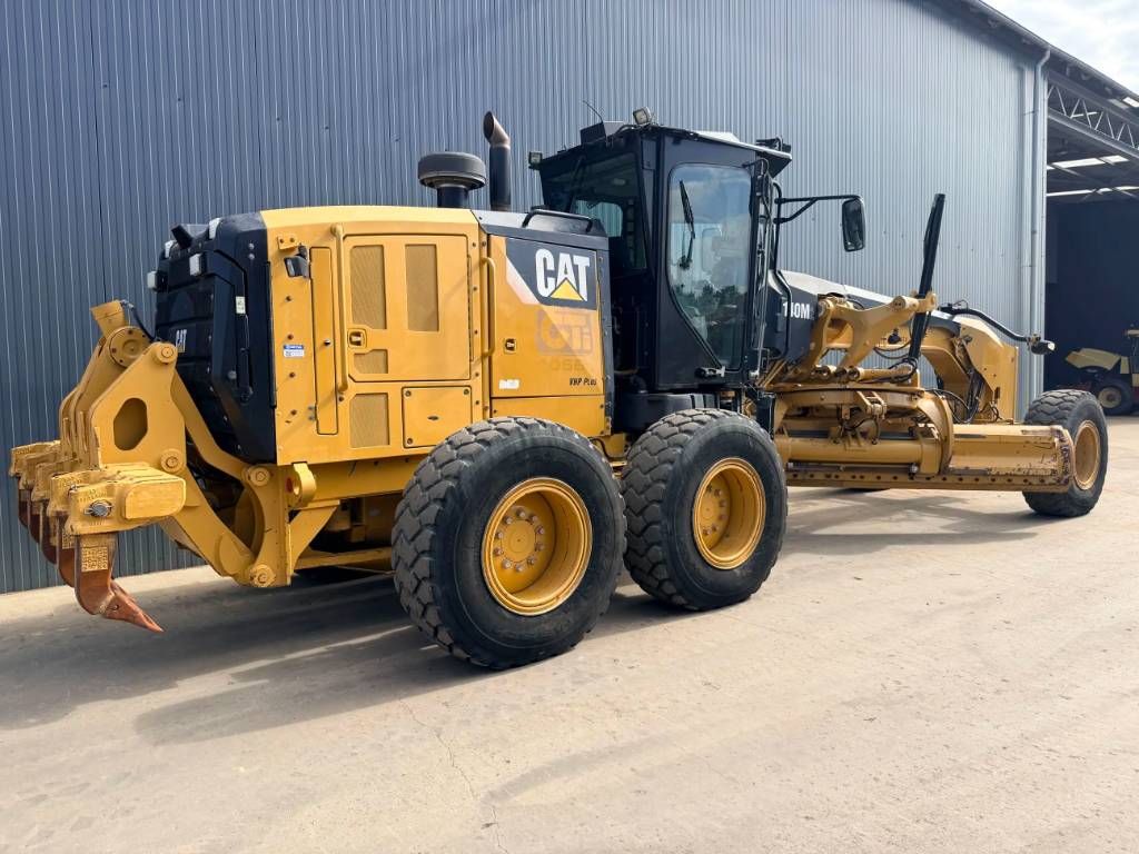 CAT 140M2