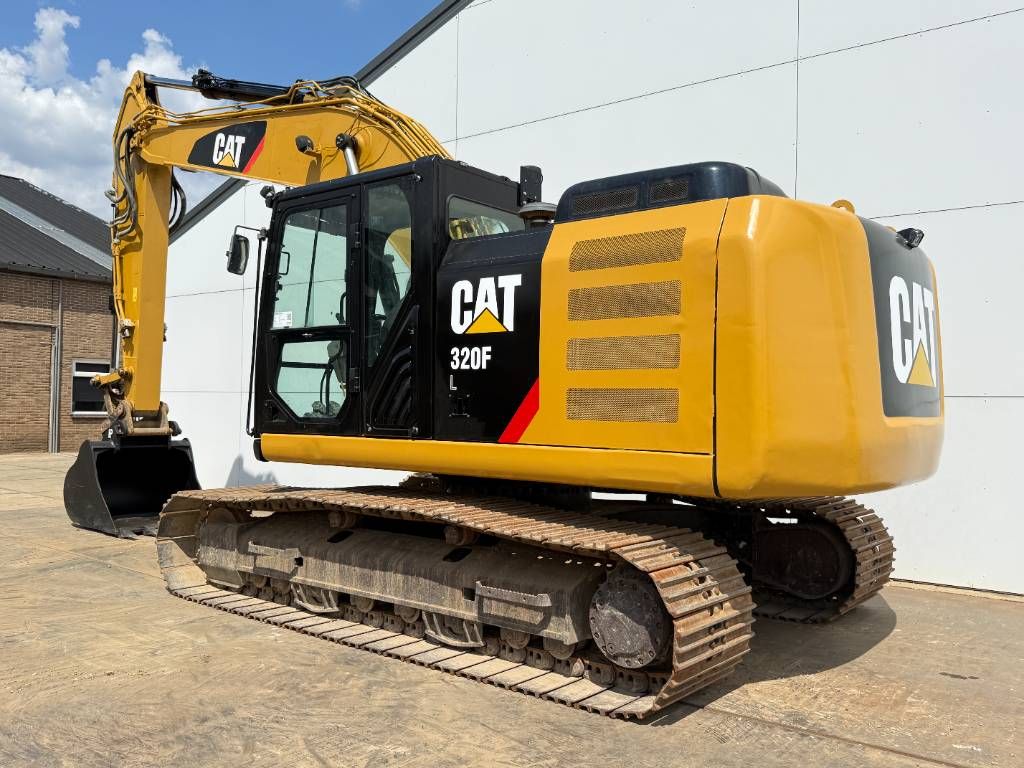 CAT 320FL - New Bucket / Hammer Lines / Camera
