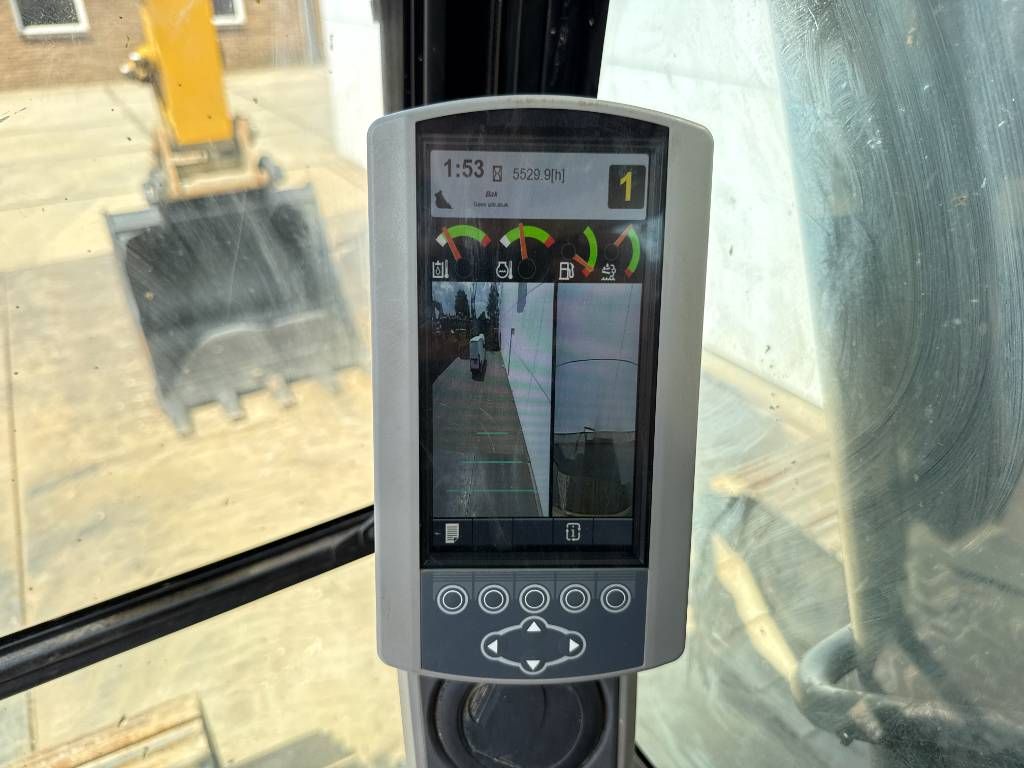 CAT 320FL - New Bucket / Hammer Lines / Camera