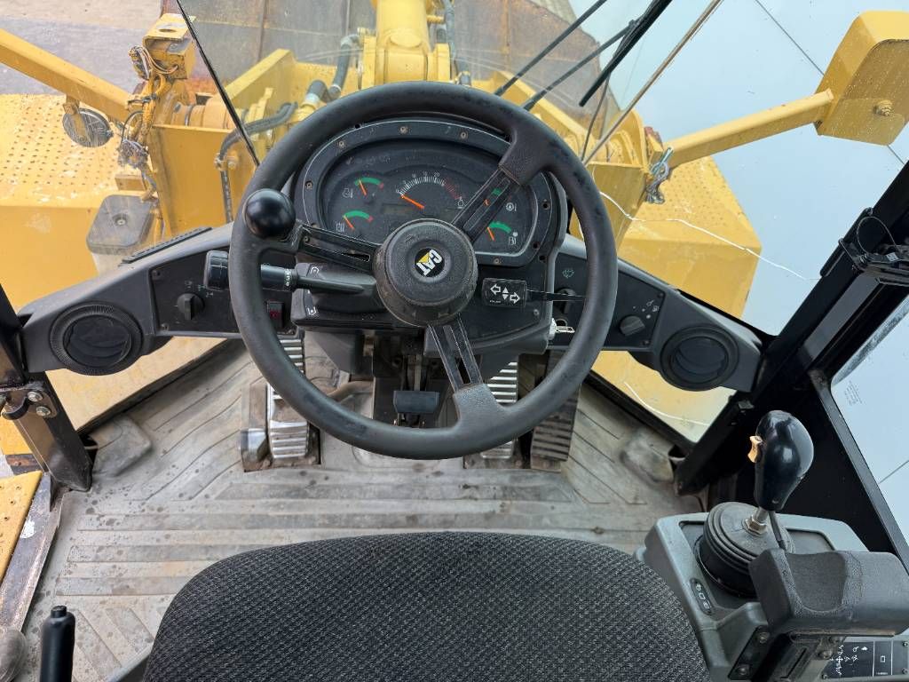 CAT 938G - Automatic Greasing / Excellent Condition