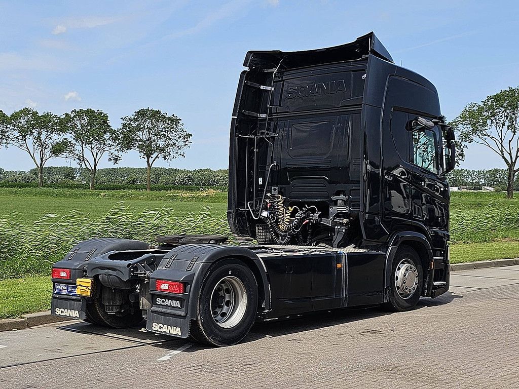 SCANIA R450