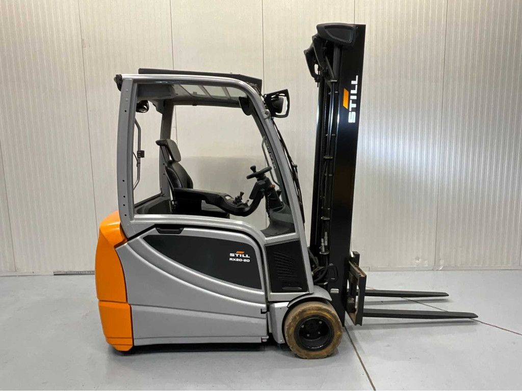 Still RX20-20 Triplex - Freelift - Sideshift - Acculader