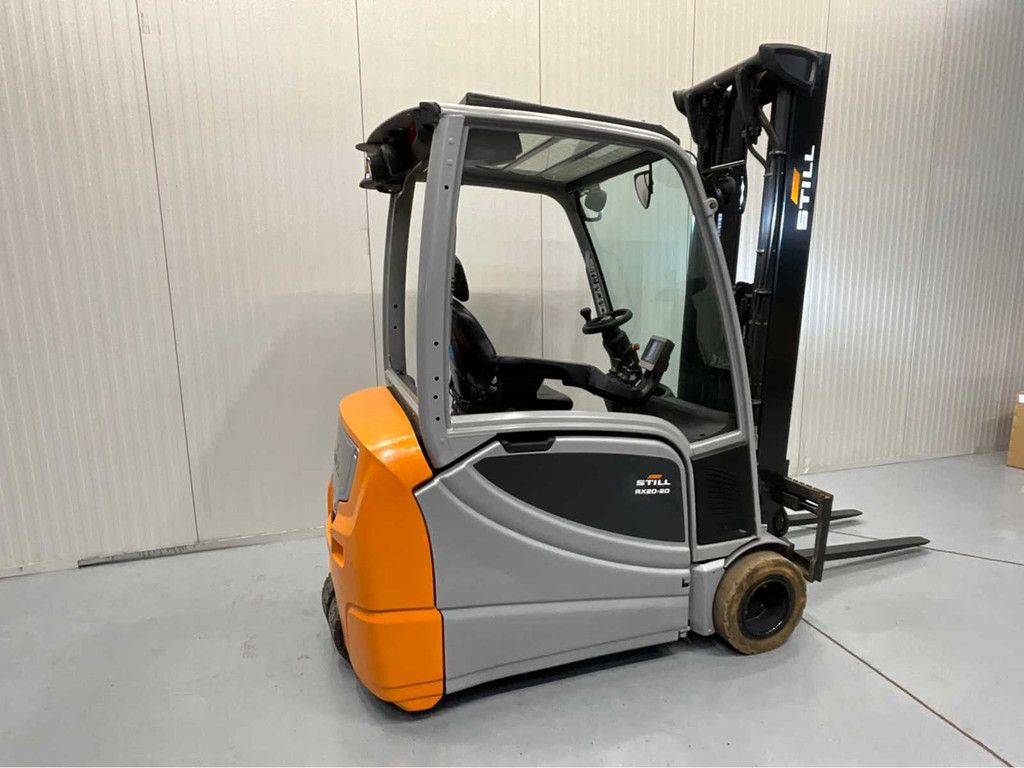 Still RX20-20 Triplex - Freelift - Sideshift - Acculader