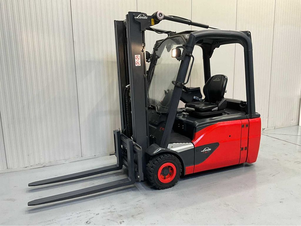 Linde E16-02 Triplex - Freelift - Sideshift