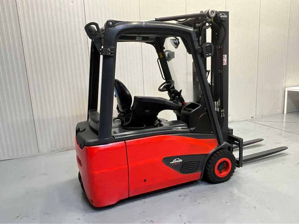 Linde E16-02 Triplex - Freelift - Sideshift