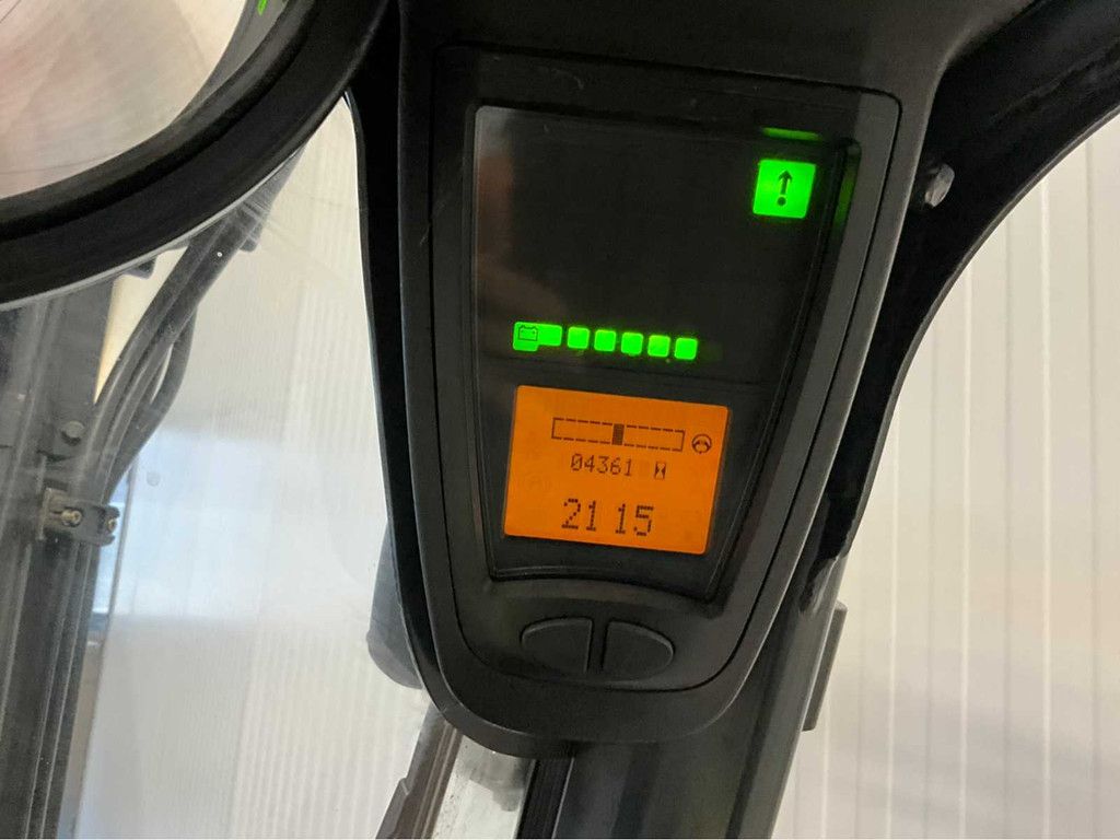 Linde E16-02 Triplex - Freelift - Sideshift