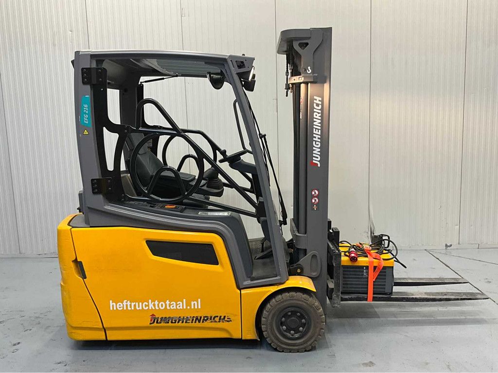 Jungheinrich EFG216 Triplex - Freelift - Sideshift - Acculader