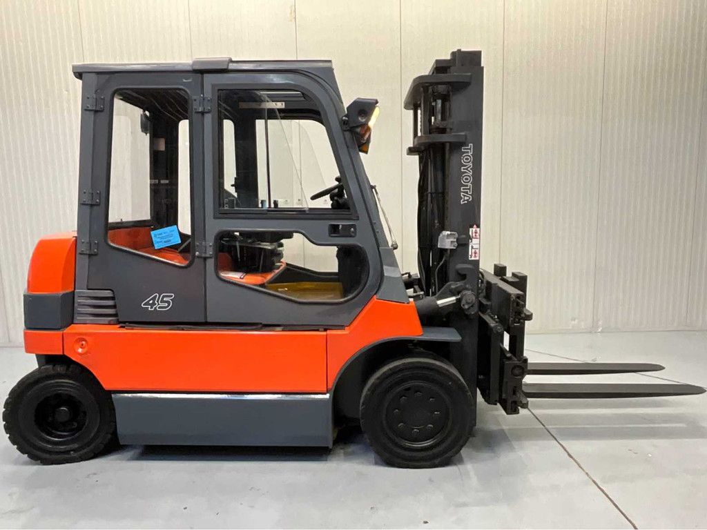 Toyota 7FBMF50 Duplex - Sideshift - Vorkenversteller tot buiten het vorkenbord