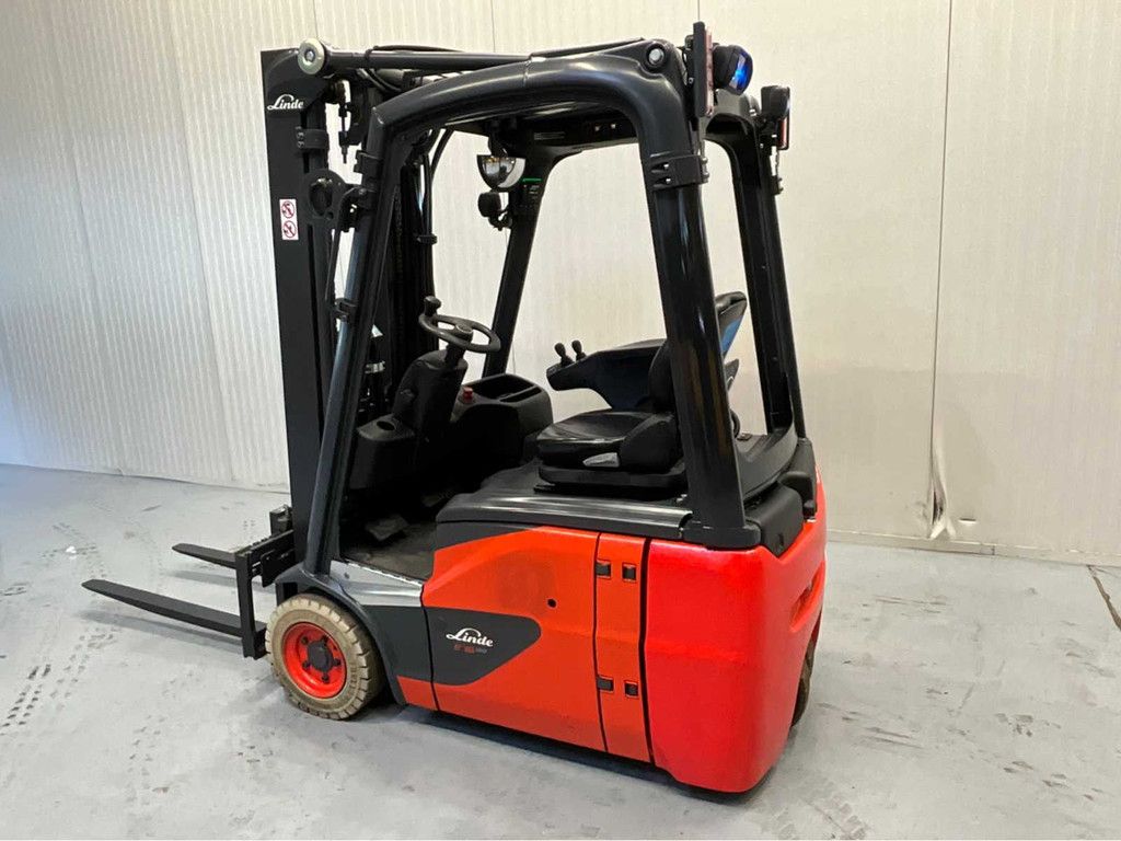 Linde E16C-02 Triplex- Freelift - Sideshift