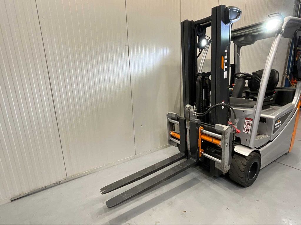 Still RX20-18 Triplex - Vorkenversteller - Freelift - Sideshift