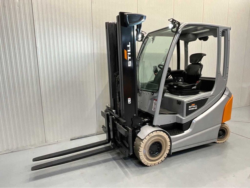 Still RX60-25 Triplex- Freelift - Sideshift