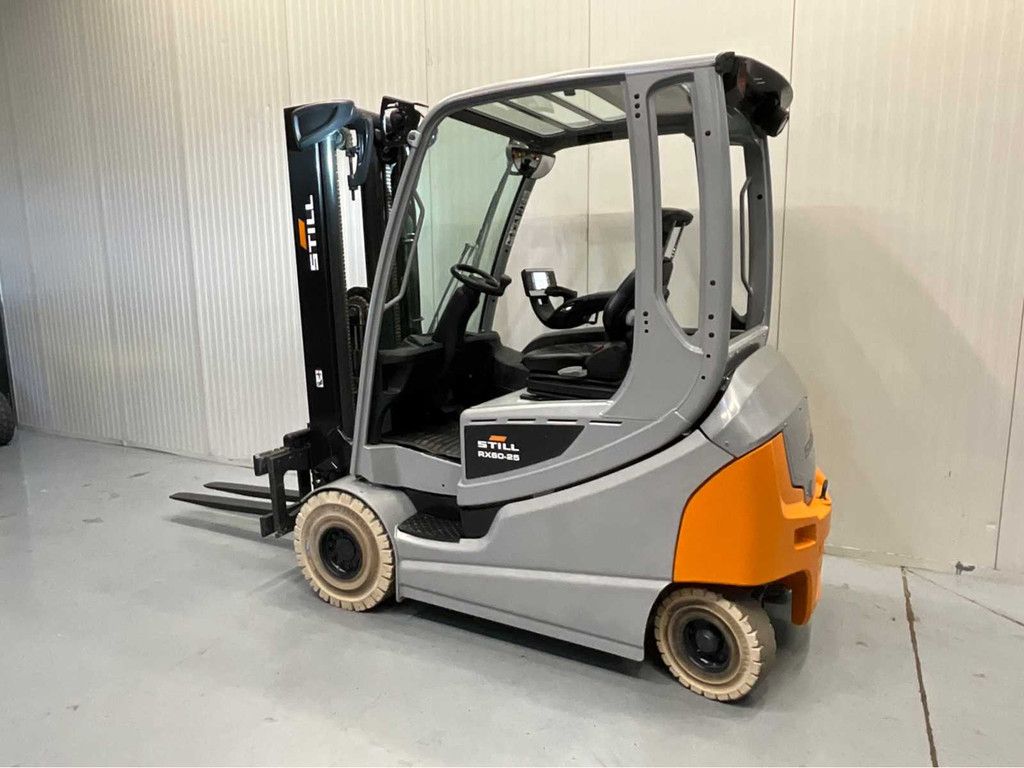 Still RX60-25 Triplex- Freelift - Sideshift
