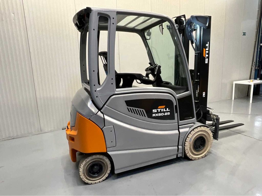 Still RX60-25 Triplex- Freelift - Sideshift