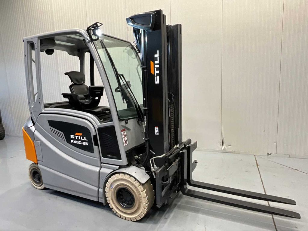Still RX60-25 Triplex- Freelift - Sideshift