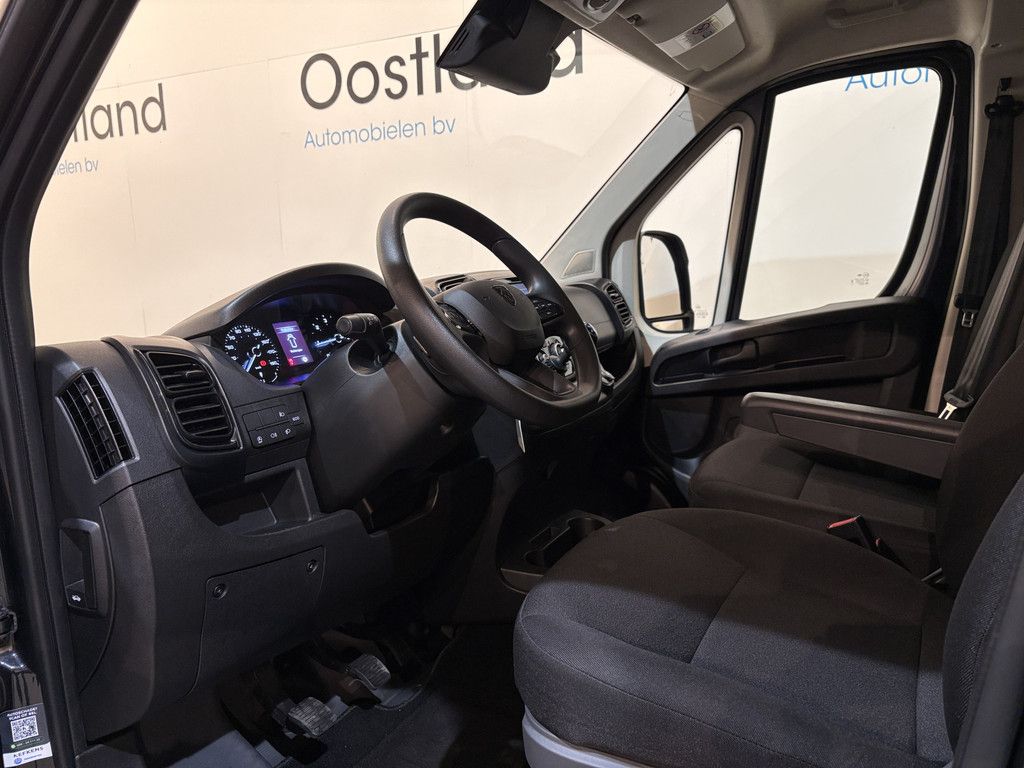Peugeot Boxer 2.2 BlueHDi 140 PK L3H2 / Airco / Cruise Control / Camera / 3-Zits / 41.500 KM !!