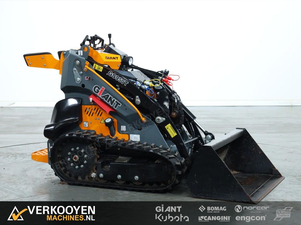2024 Giant GS950T Skidsteer VK10428