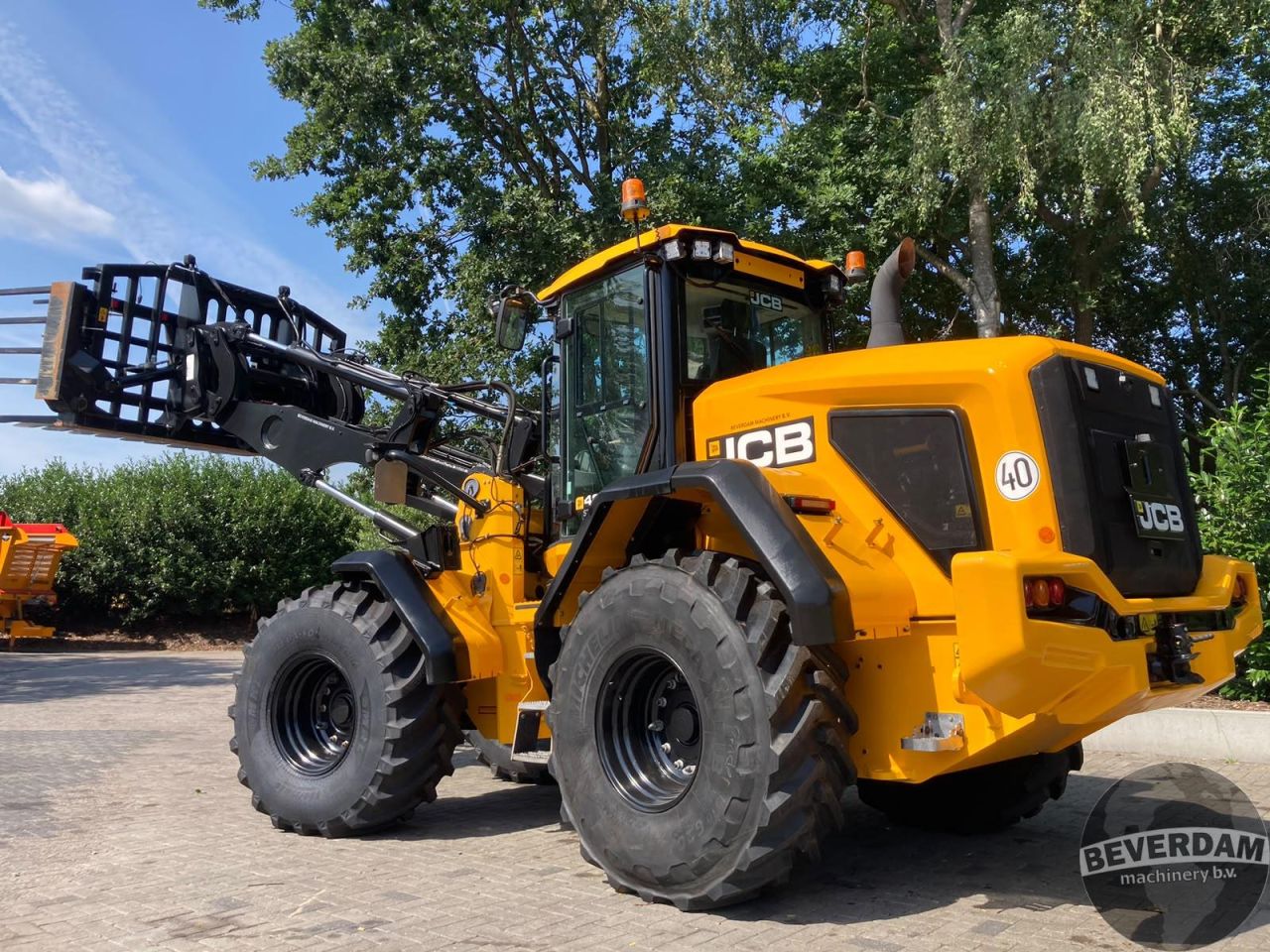 JCB 427 STAGE V AGRI