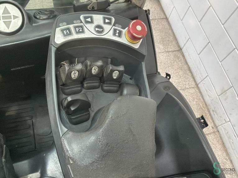 Heftrucks Elektrisch Still RX20-18P/h 2012