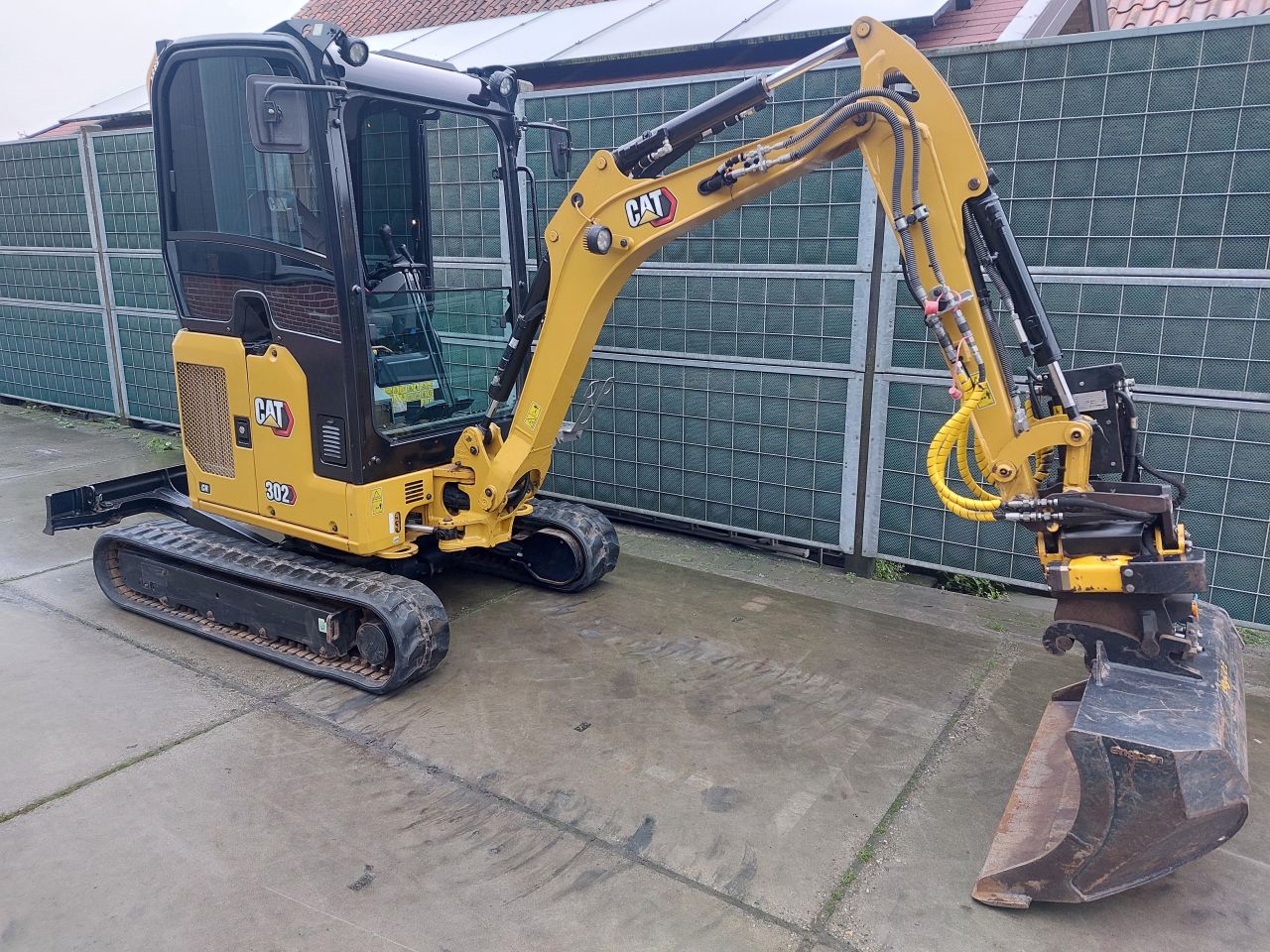 Caterpillar 302CR met Engcon draai/kantelstuk
