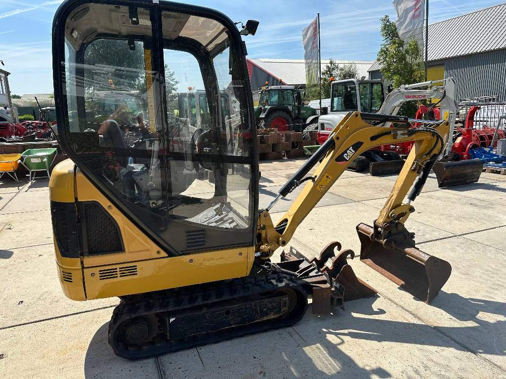 CAT 301.4 C