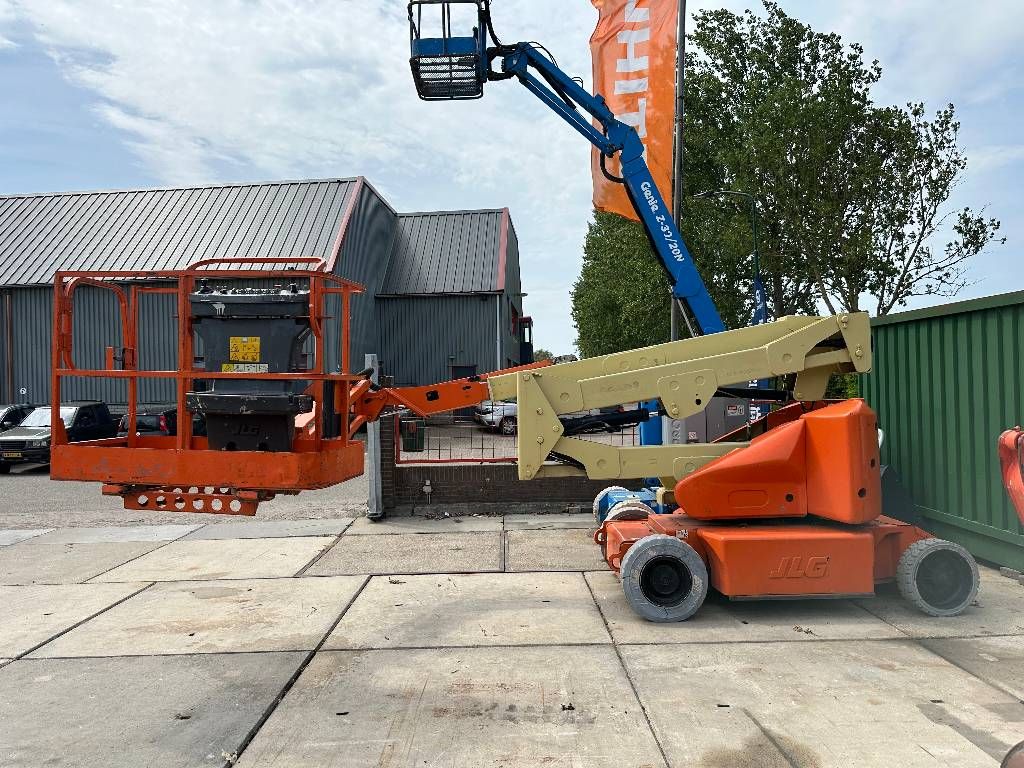JLG E 400 AJPN