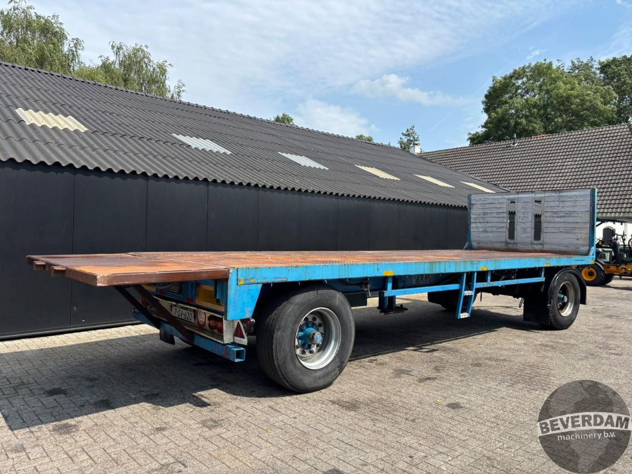 Renders platte wagen 8.5m