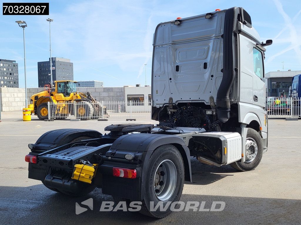 Mercedes Actros 1843 4X2 StreamSpace Navi