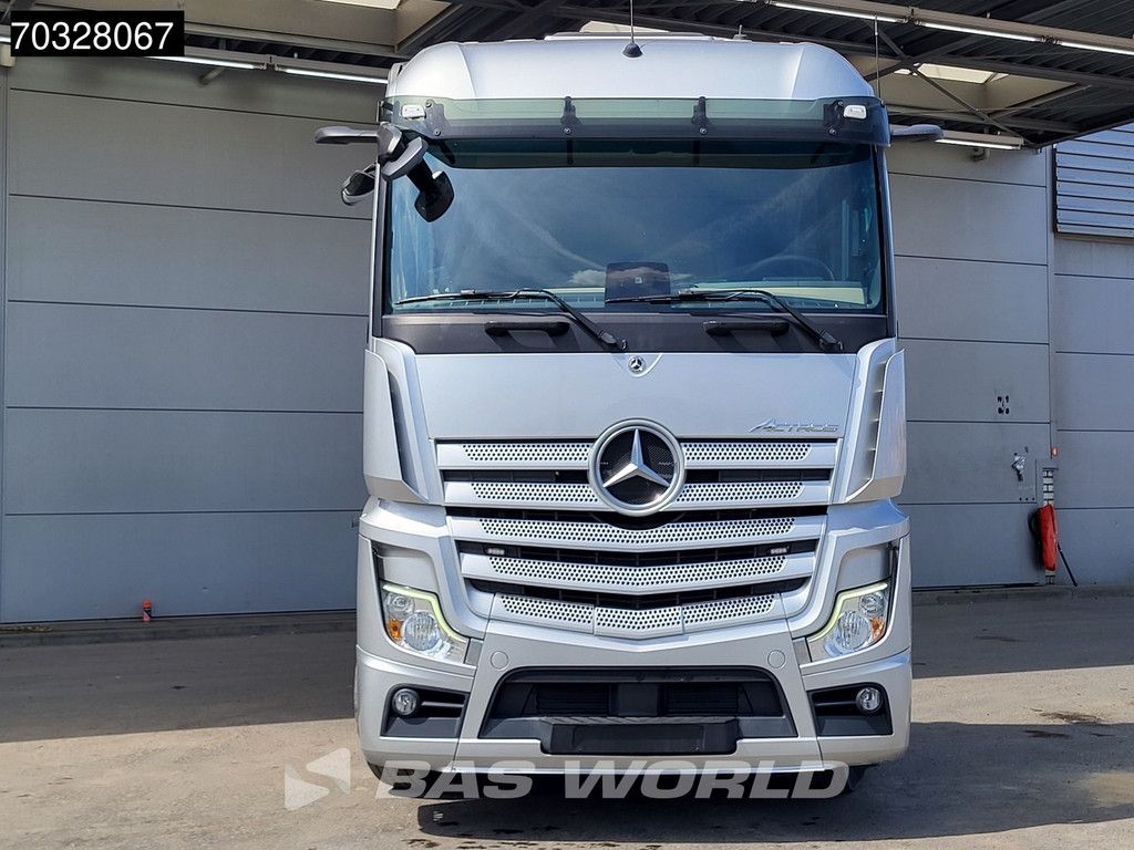Mercedes Actros 1843 4X2 StreamSpace Navi
