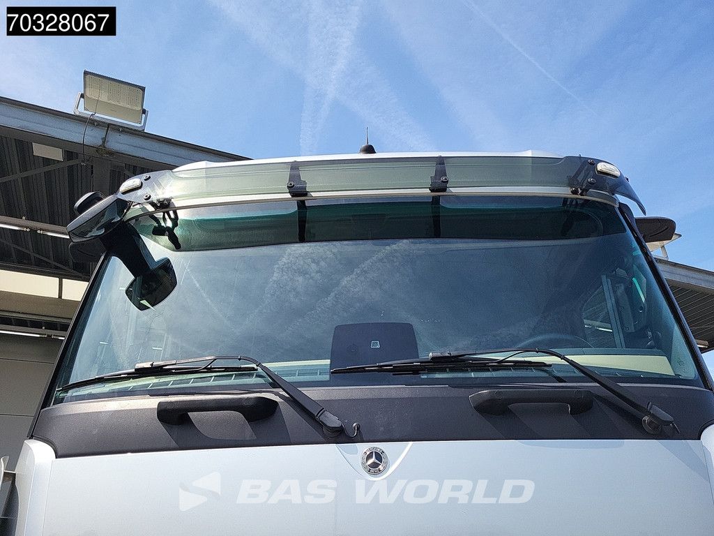 Mercedes Actros 1843 4X2 StreamSpace Navi