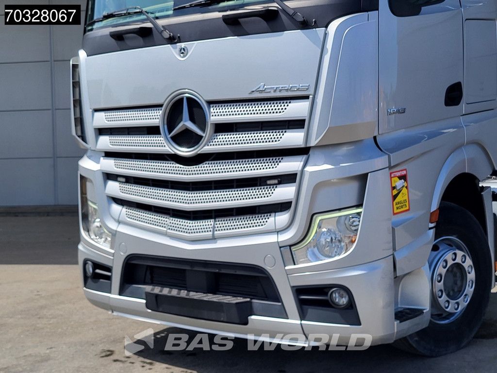 Mercedes Actros 1843 4X2 StreamSpace Navi