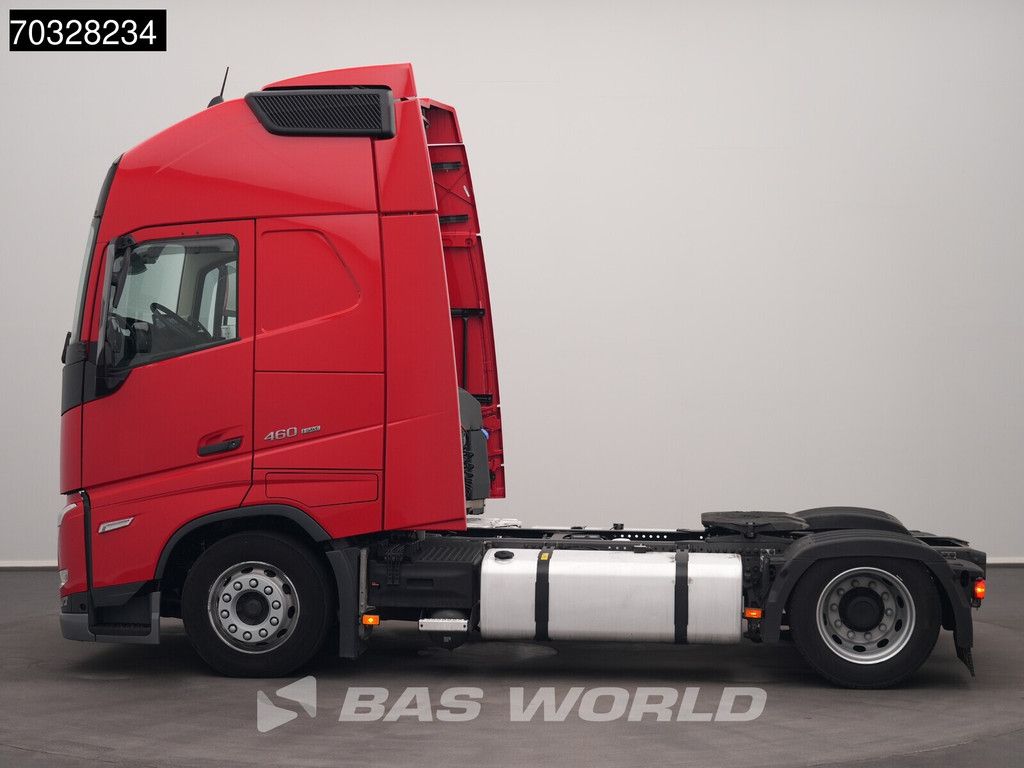 Volvo FH 460 4X2 XL Mega 2x Tanks Standklima ACC Navi