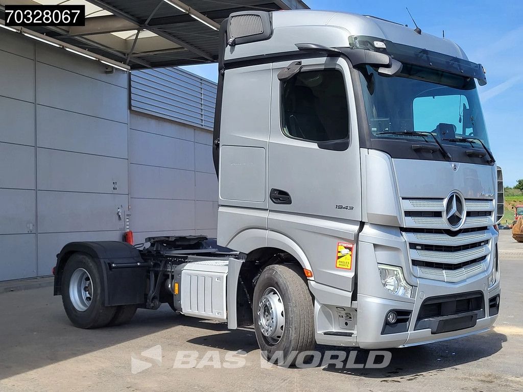 Mercedes Actros 1843 4X2 StreamSpace Navi