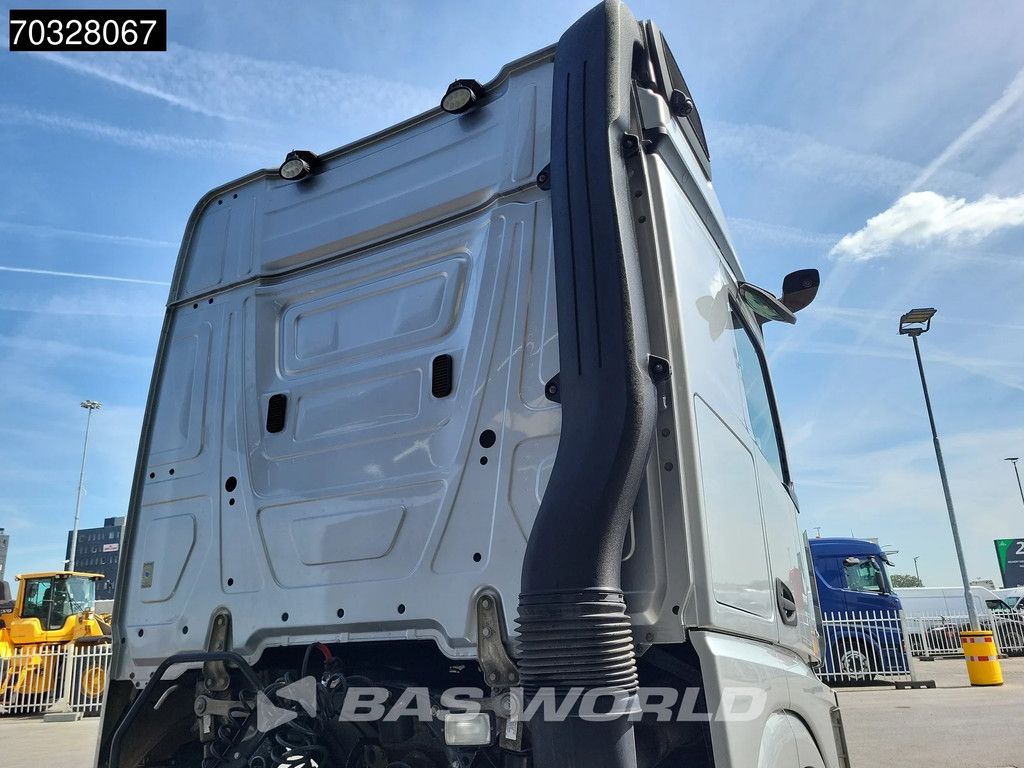Mercedes Actros 1843 4X2 StreamSpace Navi