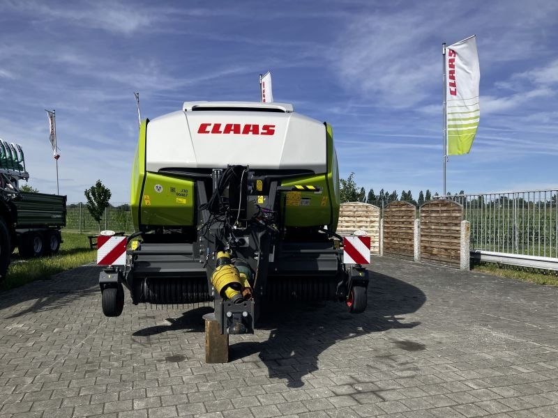 Claas QUADRANT 4200 FC