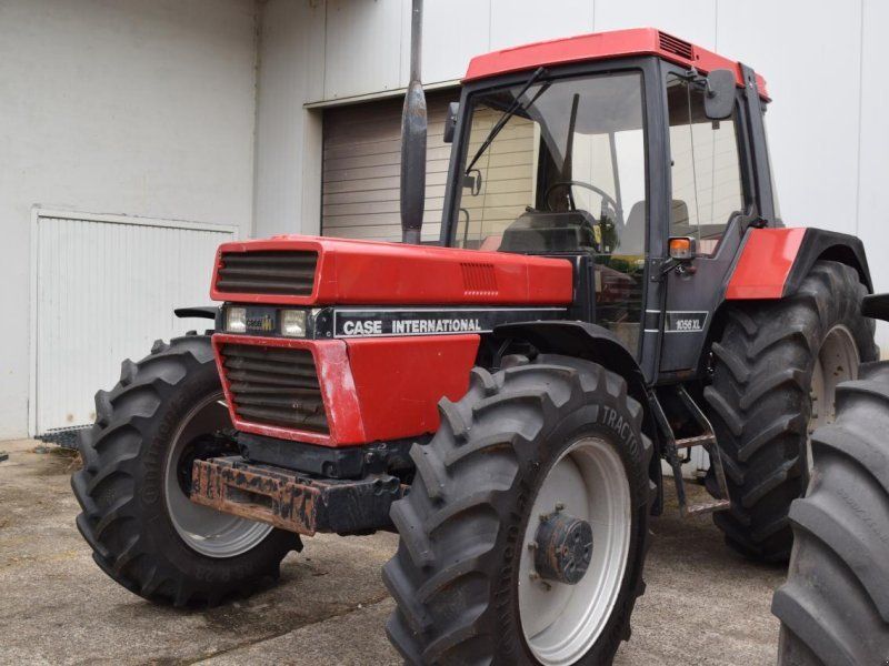 Case IH 1056 XL