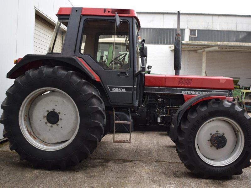 Case IH 1056 XL
