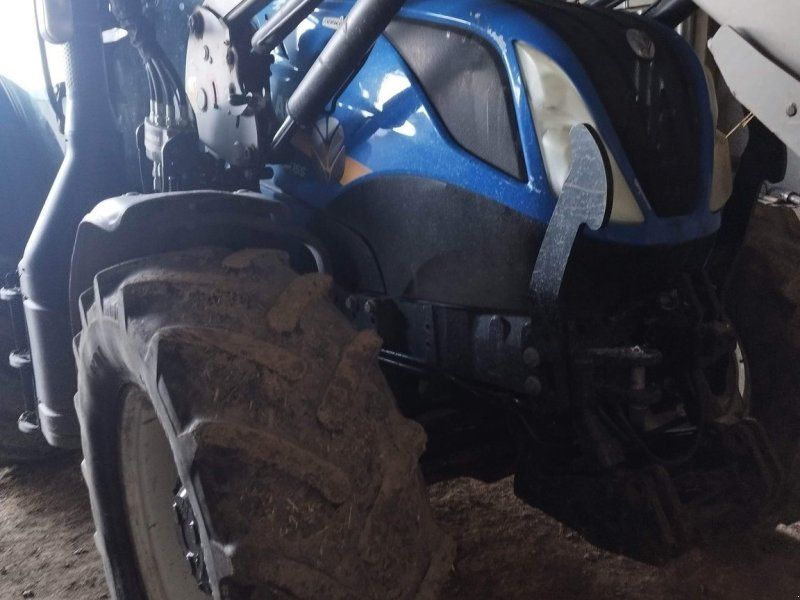 New Holland T6 155 AC