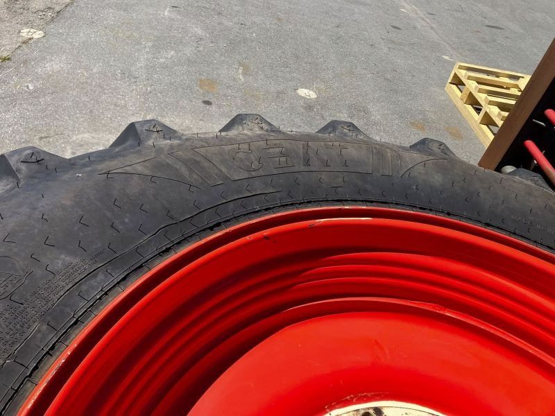 Claas KRS 520 / 85 R46 PFLEGE XERION
