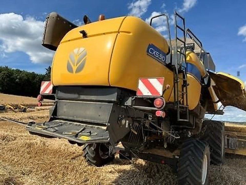 New Holland CX5.90 Laterale