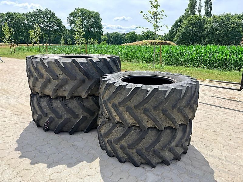 Trelleborg Komplettsatz 600/65 R34 + 710/70 R42