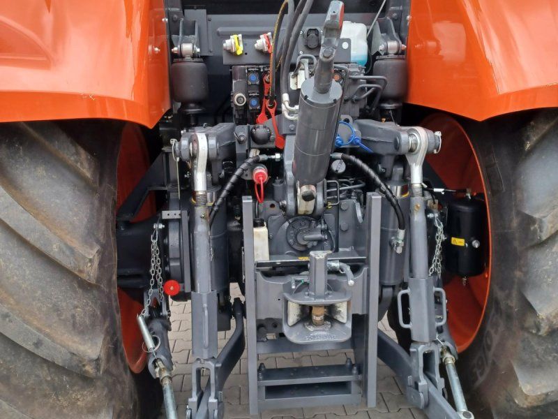 Kubota M7-174 Premium KVT